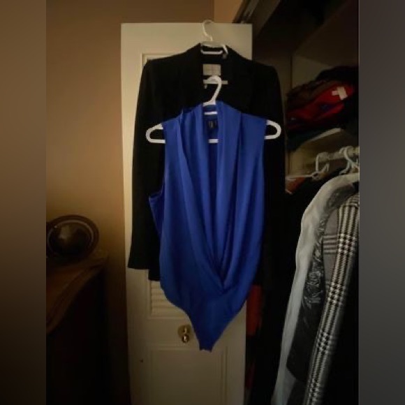 Guess by Marciano Dana Sleeveless Bodysuit - Picture 2 of 5